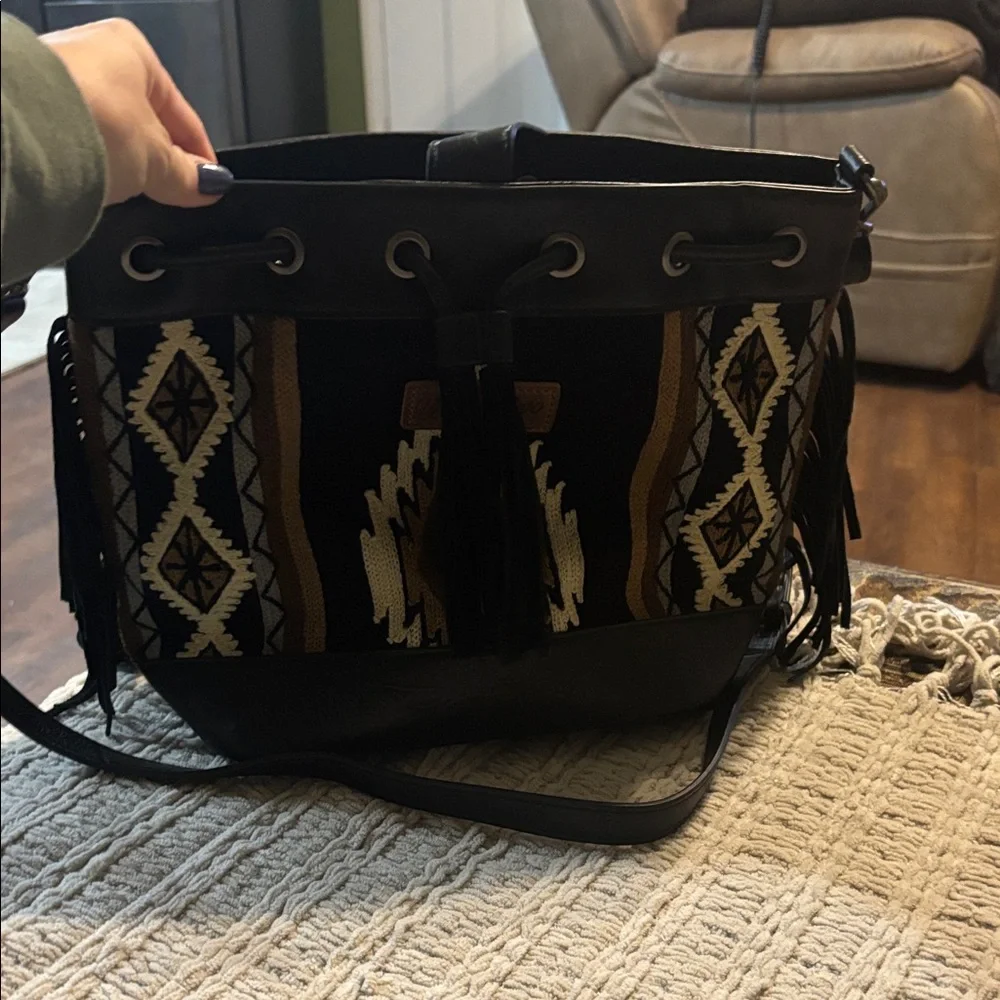 Wrangler Black and Brown Patterned Fringe Bag - Picture 9 of 9